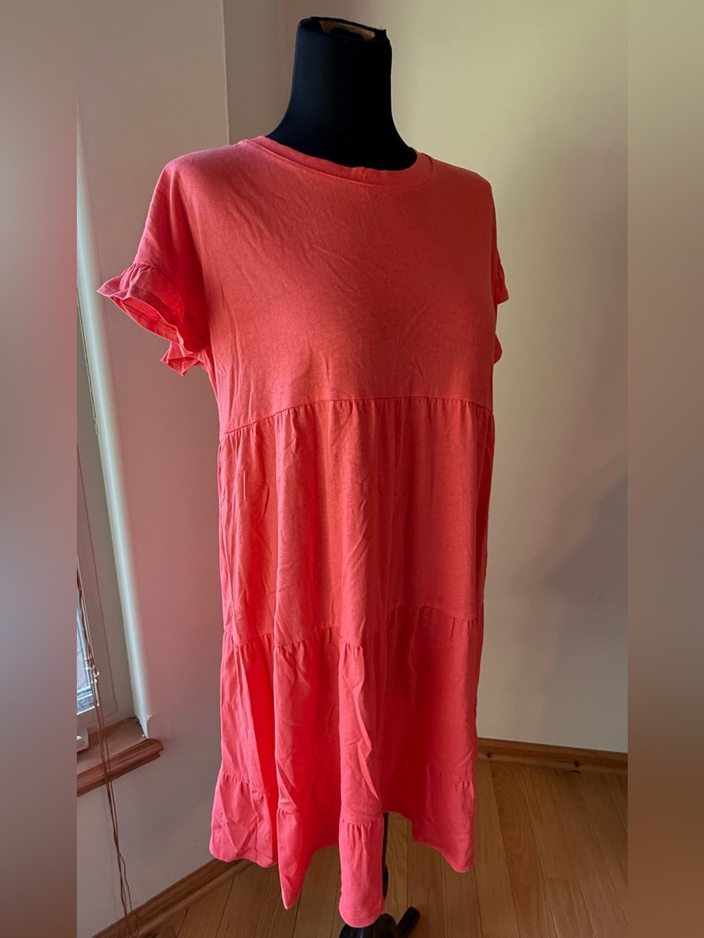 Women’s Coral Tiered Short-Sleeve Dress Top Size M